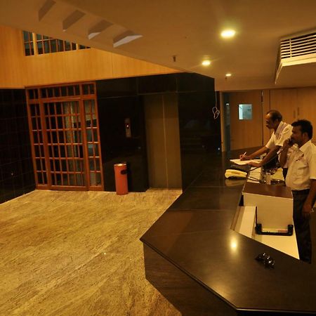 Krishna Residency Otel Vijayawāda Dış mekan fotoğraf